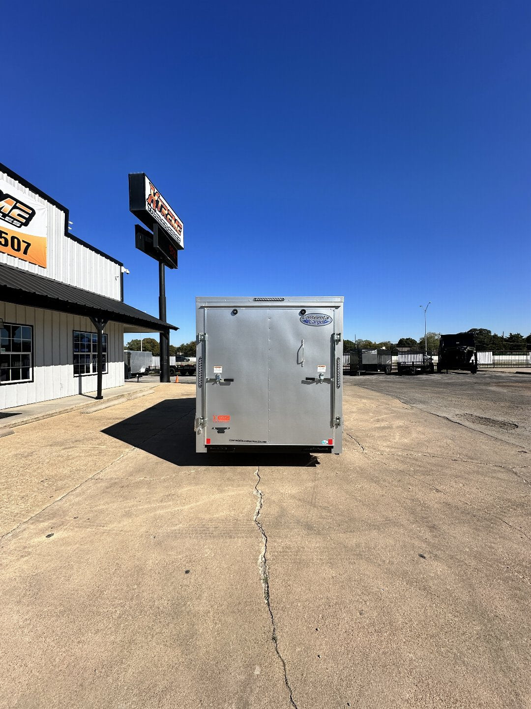 6X12 SINGLE AXLE CONTINENTAL CARGO / ENCLOSED TRAILER