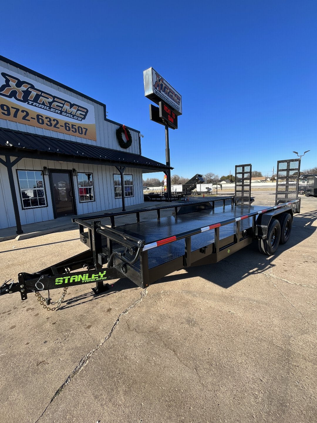 83X20 STANLEY UTILITY TRAILER W/ STAND UP RAMPS STEEL DECK