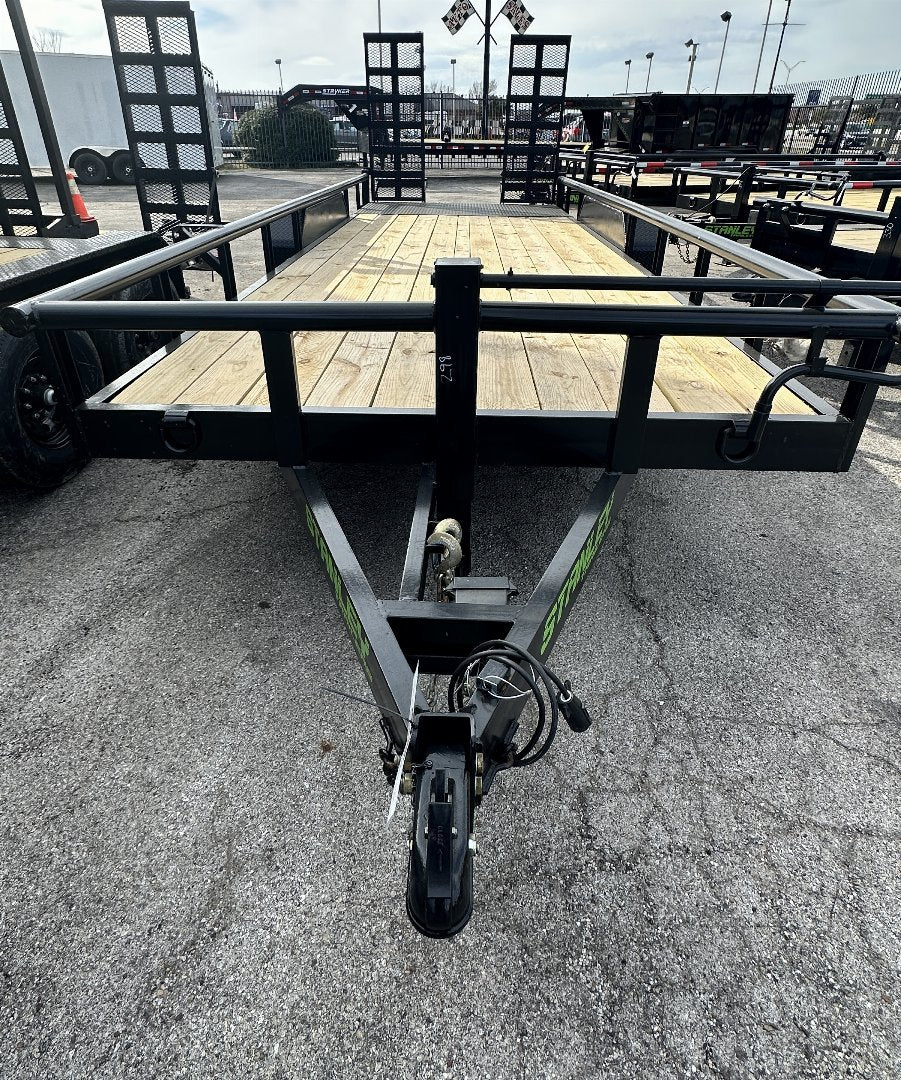 83X20 STANLEY EQUIPMENT TRAILER STAND UP RAMPS