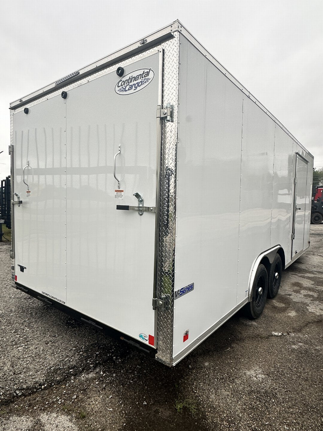 8.5X20 7FT INTERIOR CAR HAULER CARGO ENCLOSED