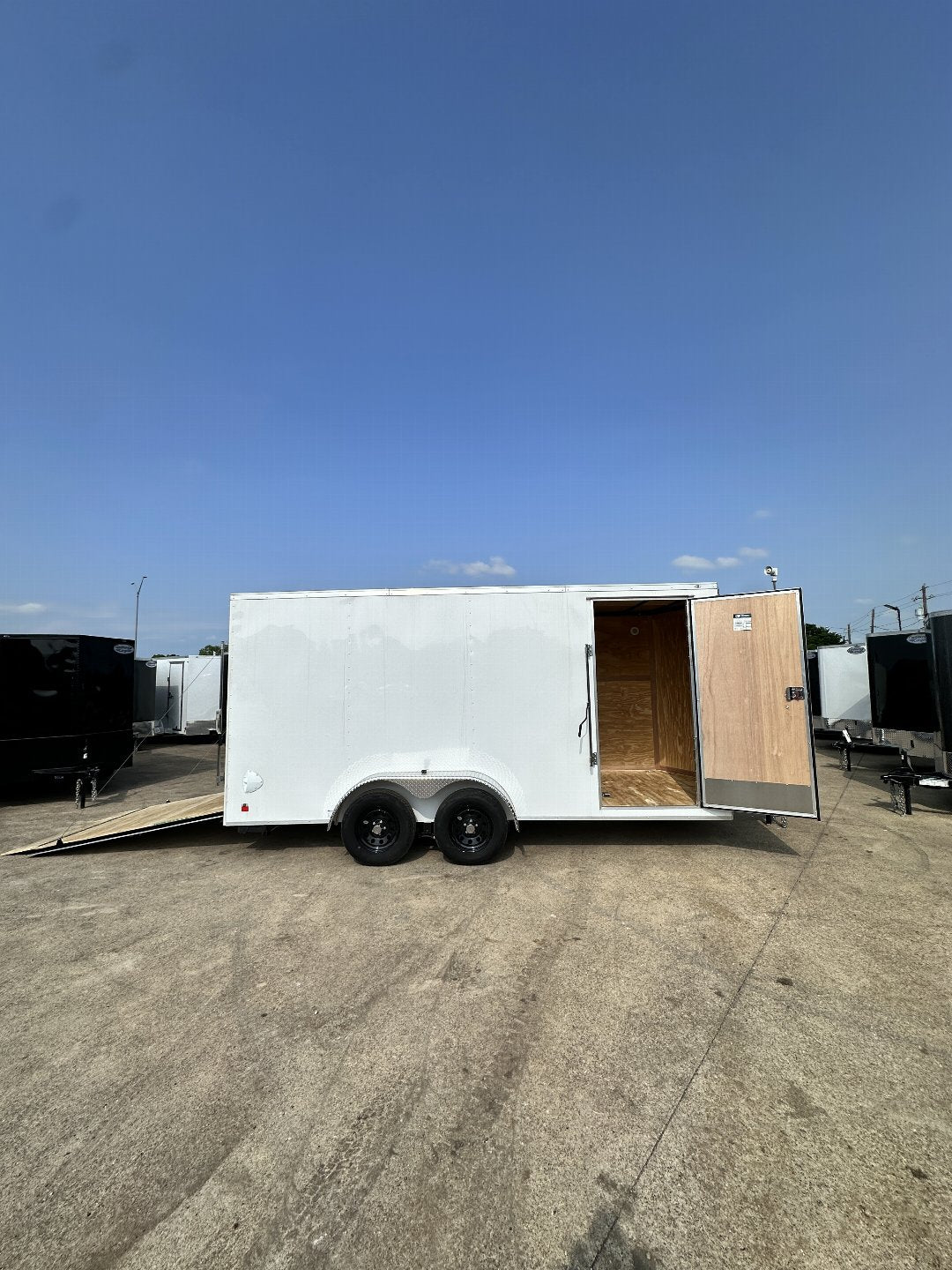 7X16 TANDEM AXLE 7 FT. INTERIOR HEIGHT CONTINENTAL CARGO / ENCLOSED TRAILER