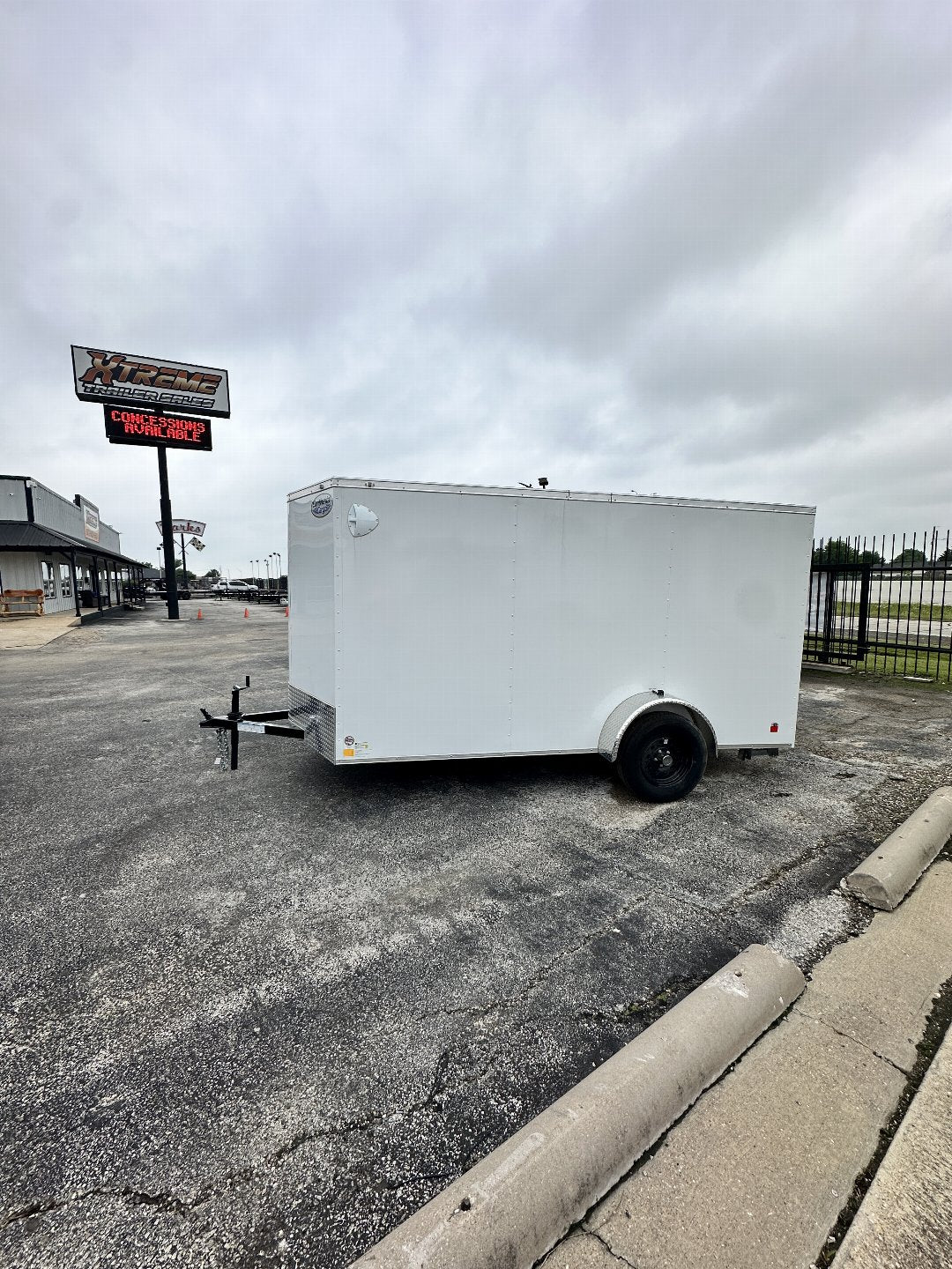 6X12 SINGLE AXLE 6FT. INTERIOR HEIGHT CONTINENTAL CARGO / ENCLOSED TRAILER