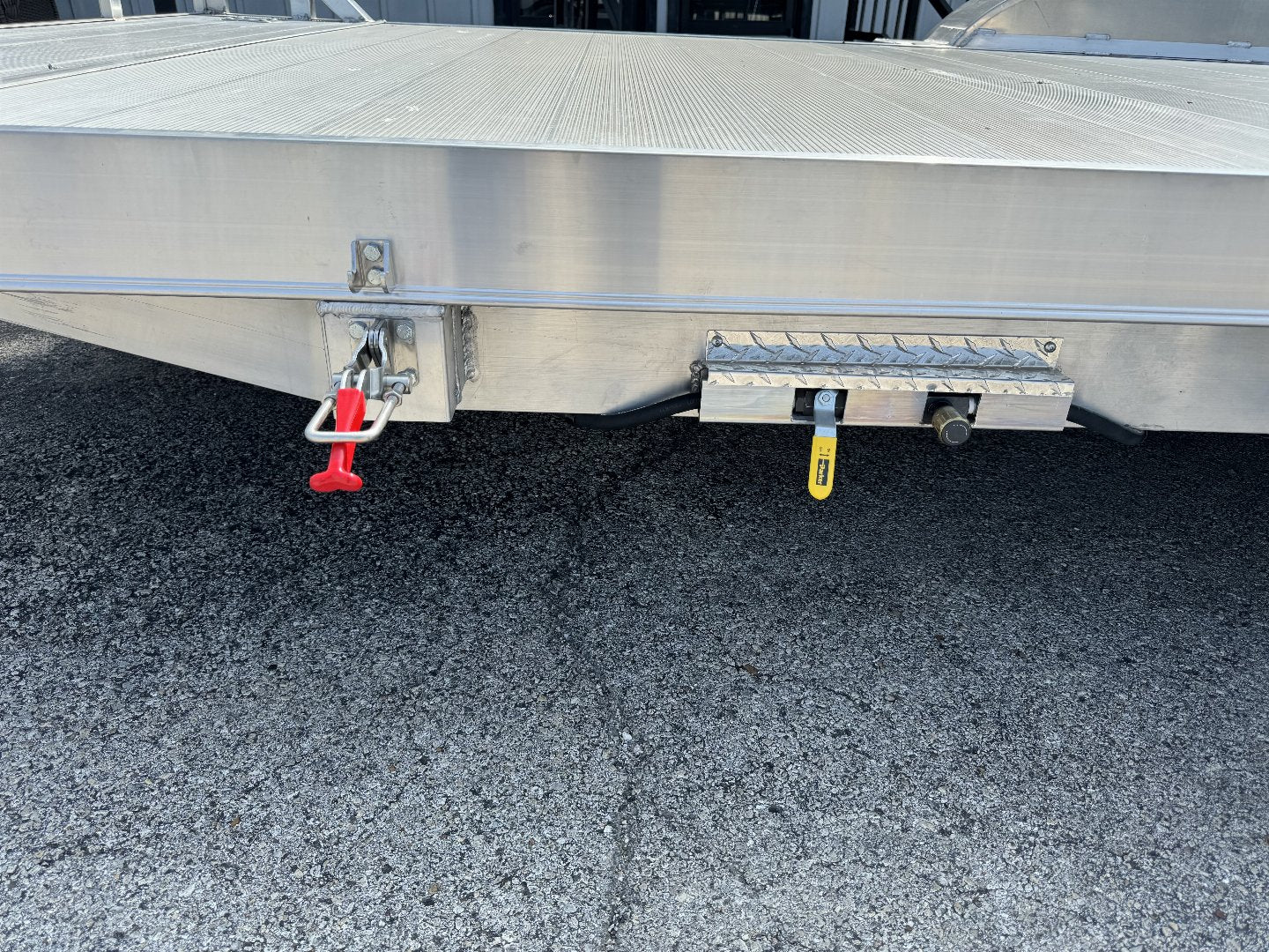 83X18 ALL ALUMINUM TILT ALCOM UTILITY TRAILER